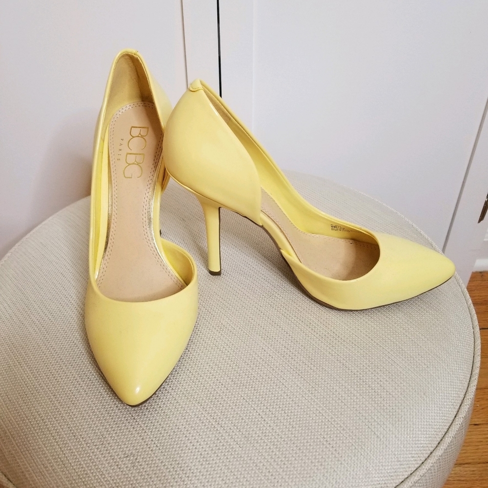 NWOT BCBG Yellow High Heels